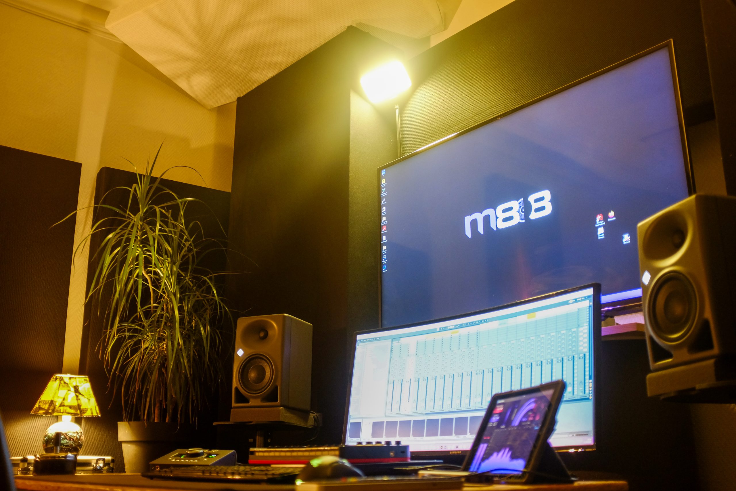 studio m808 records